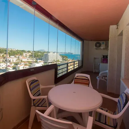 Coral Beach 210A - Apartment On The Beach, Calpe Appartement