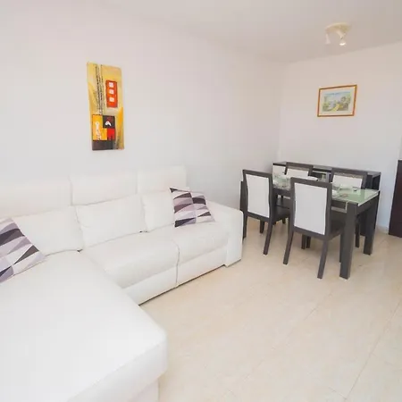 Coral Beach 210A - Apartment On The Beach, Calpe