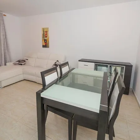 Coral Beach 210A - Apartment On The Beach, Calpe Apartamento