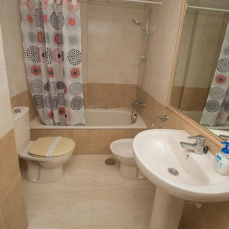 Coral Beach 210A - Apartment On The Beach, Calpe Appartement *